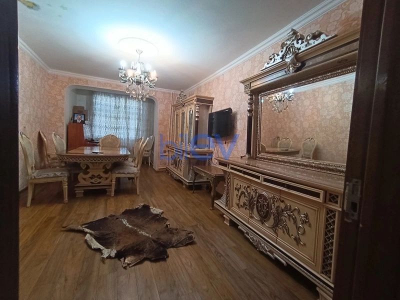 Aylıq Kirayə 3 otaqlı Köhnə Tikili bina evi  60m², Bakı