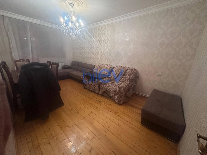 Aylıq Kirayə 2 otaqlı Köhnə Tikili bina evi  75m², Xırdalan