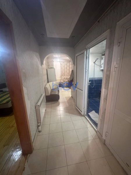 Aylıq Kirayə 2 otaqlı Köhnə Tikili bina evi  75m², Xırdalan