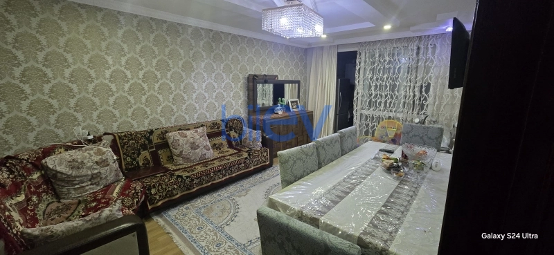Satış 4 otaqlı Köhnə Tikili bina evi  65m², Sumqayıt
