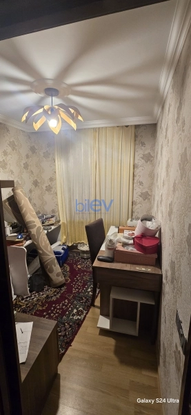 Satış 4 otaqlı Köhnə Tikili bina evi  65m², Sumqayıt