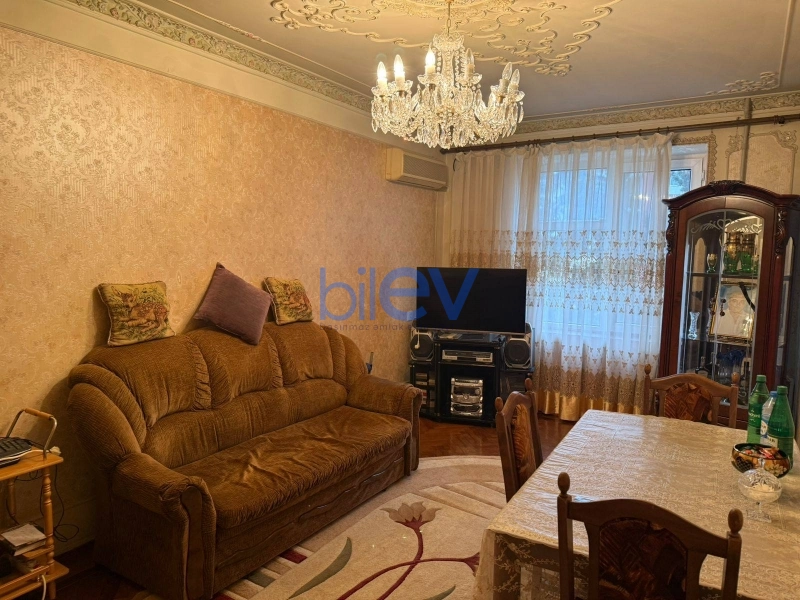 Aylıq Kirayə 3 otaqlı Köhnə Tikili bina evi  75m², Bakı