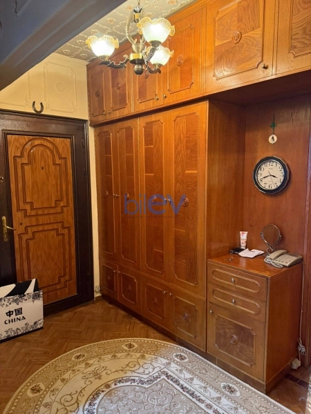 Aylıq Kirayə 3 otaqlı Köhnə Tikili bina evi  75m², Bakı