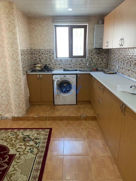 Aylıq Kirayə 2 otaqlı Köhnə Tikili bina evi  65m², Bakı