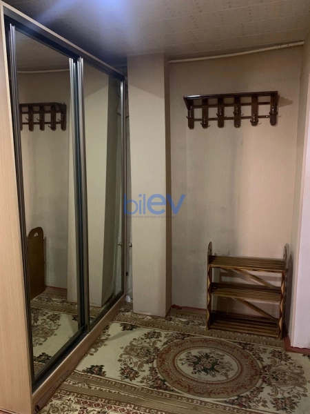 Aylıq Kirayə 2 otaqlı Köhnə Tikili bina evi  65m², Bakı
