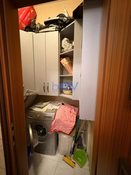 Aylıq Kirayə 4 otaqlı Yeni Tikili bina evi  190m², Bakı