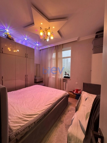 Satış 2 otaqlı Yeni Tikili bina evi  60m², Bakı