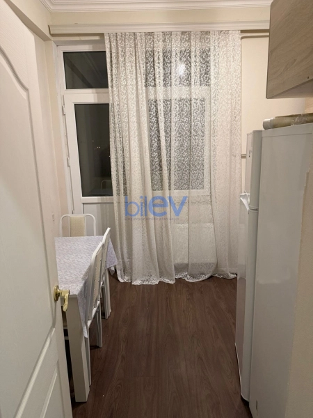 Satış 3 otaqlı Köhnə Tikili bina evi  80m², Bakı