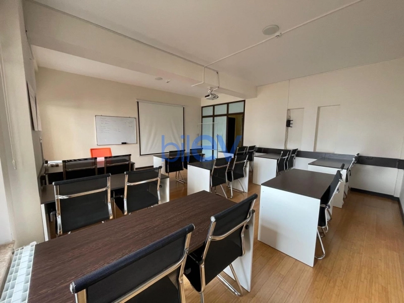 Aylıq Kirayə 4 otaqlı Ofis  145m², Bakı