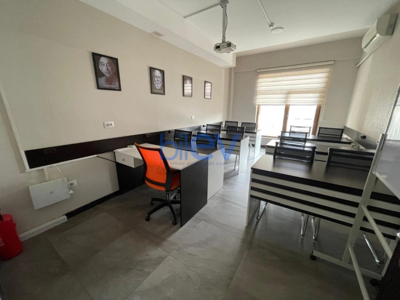Aylıq Kirayə 4 otaqlı Ofis  145m², Bakı
