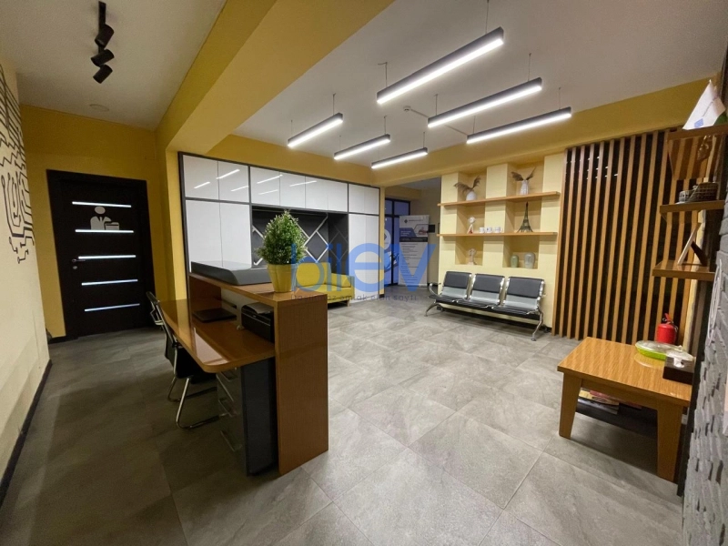 Aylıq Kirayə 4 otaqlı Ofis  145m², Bakı