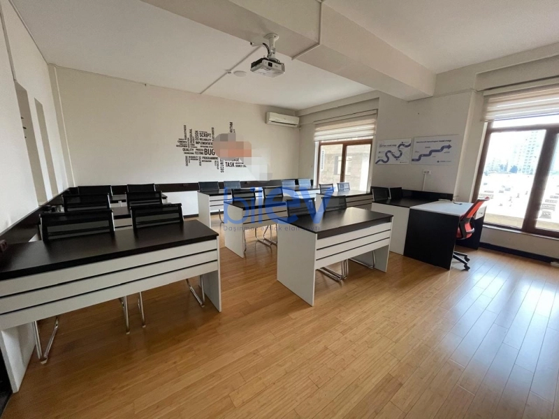 Aylıq Kirayə 4 otaqlı Ofis  145m², Bakı