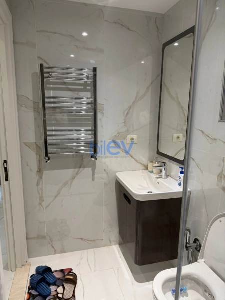 Aylıq Kirayə 3 otaqlı Yeni Tikili bina evi  90m², Bakı