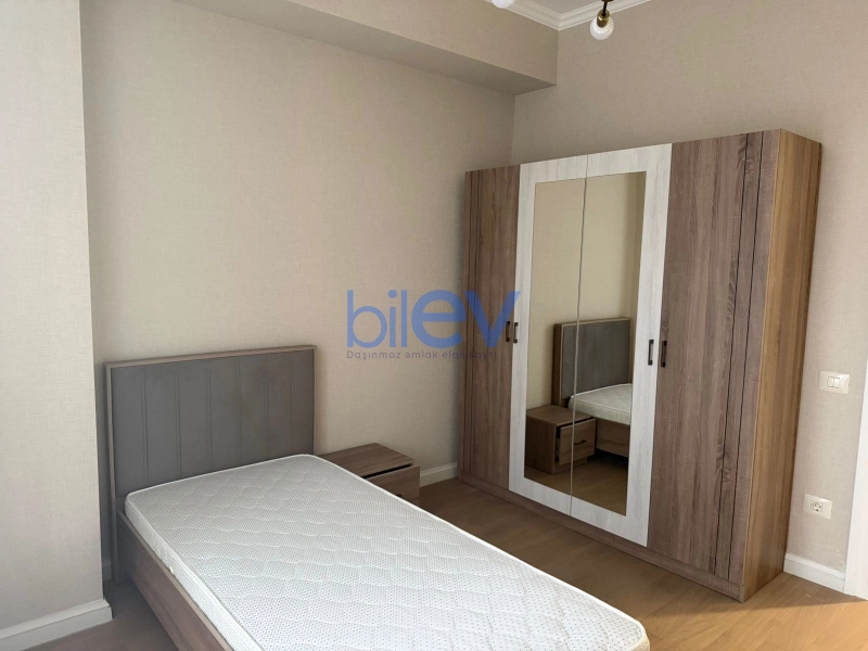 Aylıq Kirayə 3 otaqlı Yeni Tikili bina evi  90m², Bakı