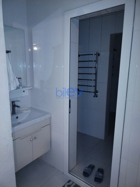 Satış 15 otaqlı Həyət evi  400m², Bakı