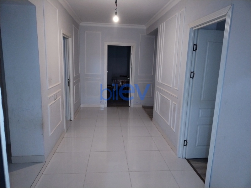 Satış 15 otaqlı Həyət evi  400m², Bakı