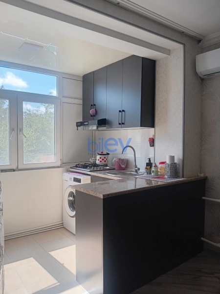 Satış 1 otaqlı Köhnə Tikili bina evi  34m², Bakı