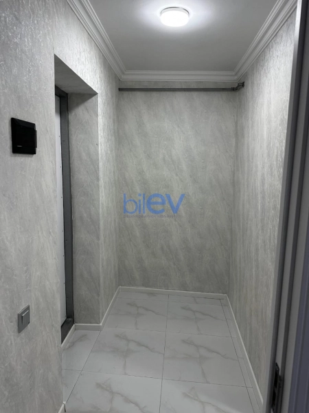 Satış 2 otaqlı Köhnə Tikili bina evi  52m², Bakı