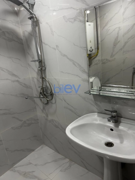 Satış 2 otaqlı Köhnə Tikili bina evi  52m², Bakı