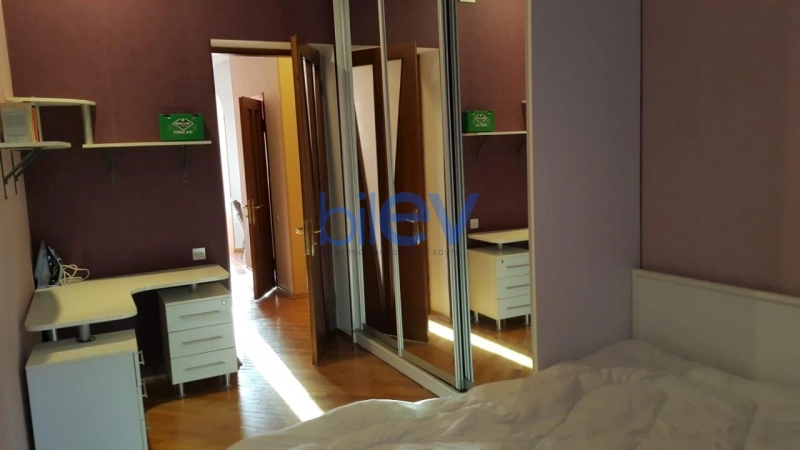 Aylıq Kirayə 3 otaqlı Köhnə Tikili bina evi  70m², Bakı