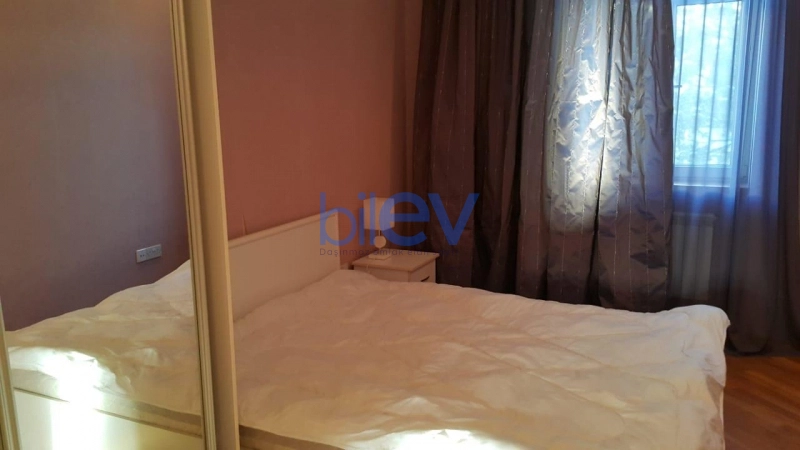 Aylıq Kirayə 3 otaqlı Köhnə Tikili bina evi  70m², Bakı