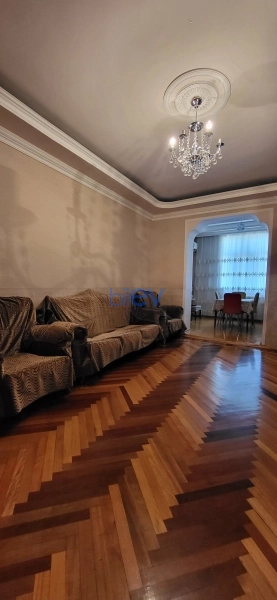 Satış 3 otaqlı Köhnə Tikili bina evi  73m², Sumqayıt