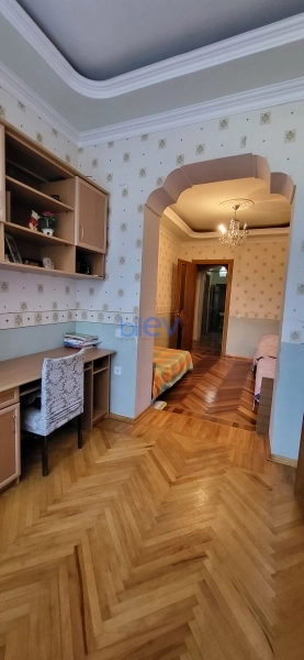Satış 3 otaqlı Köhnə Tikili bina evi  73m², Sumqayıt
