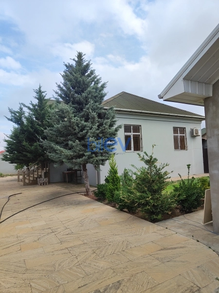 Satış 3 otaqlı Həyət evi  6m², Bakı