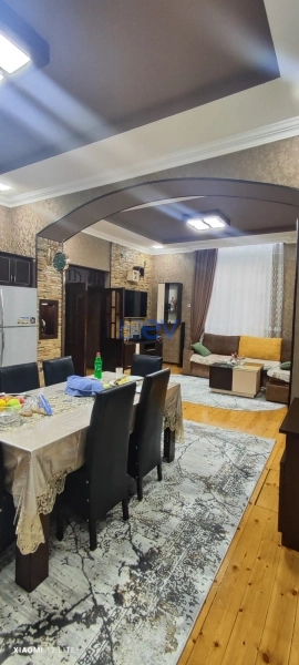 Satış 3 otaqlı Həyət evi  6m², Bakı