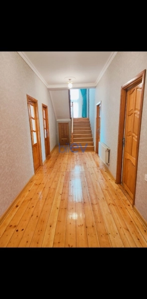 Satış 7 otaqlı Bağ evi  200m², Bakı