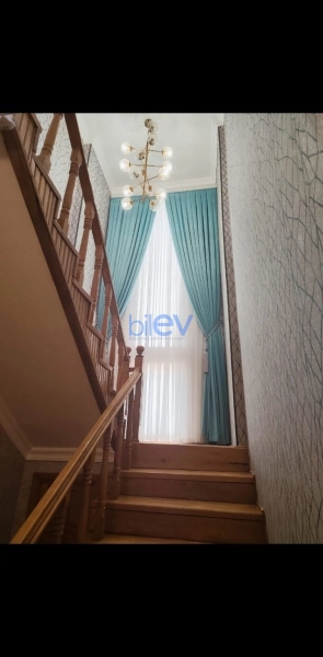 Satış 7 otaqlı Bağ evi  200m², Bakı