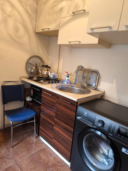 Aylıq Kirayə 2 otaqlı Köhnə Tikili bina evi  65m², Bakı