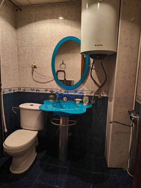 Aylıq Kirayə 2 otaqlı Köhnə Tikili bina evi  65m², Bakı