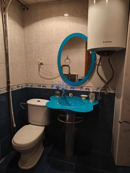 Aylıq Kirayə 2 otaqlı Köhnə Tikili bina evi  65m², Bakı