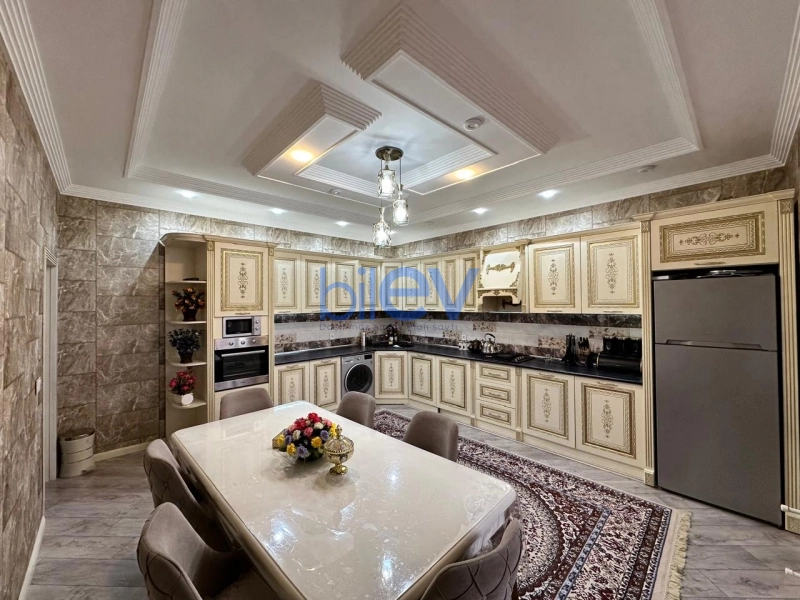 Satış 8 otaqlı Bağ evi  360m², Bakı
