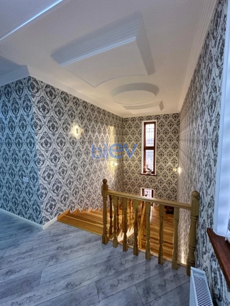 Satış 8 otaqlı Bağ evi  360m², Bakı