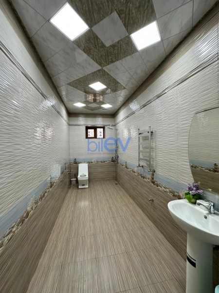 Satış 8 otaqlı Bağ evi  360m², Bakı