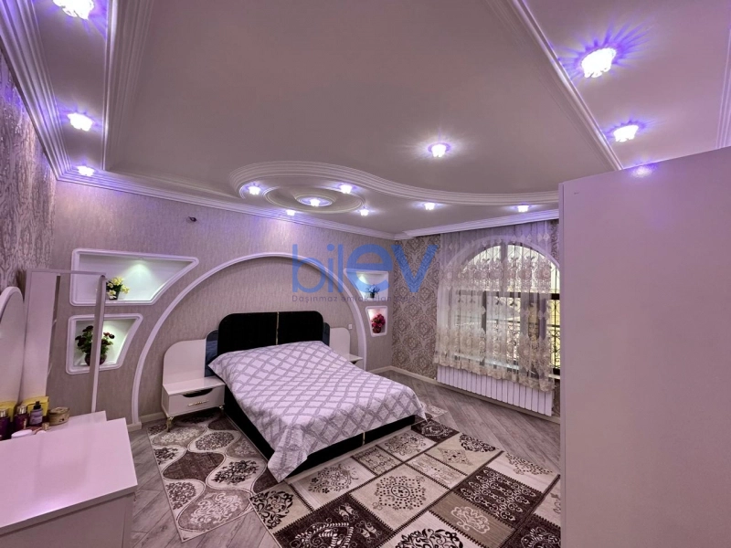 Satış 8 otaqlı Bağ evi  360m², Bakı