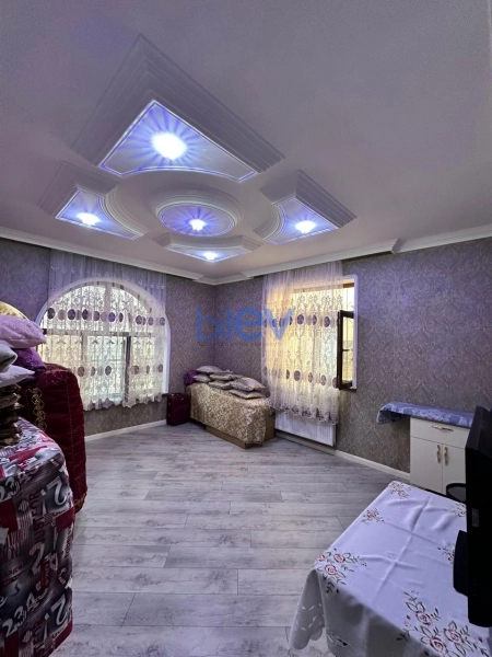 Satış 8 otaqlı Bağ evi  360m², Bakı