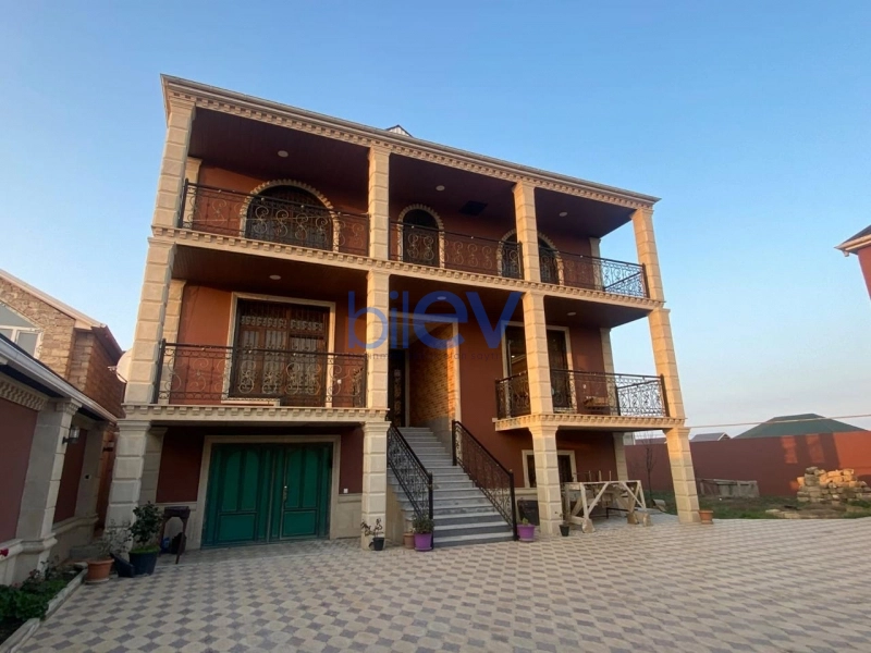 Satış 8 otaqlı Bağ evi  360m², Bakı