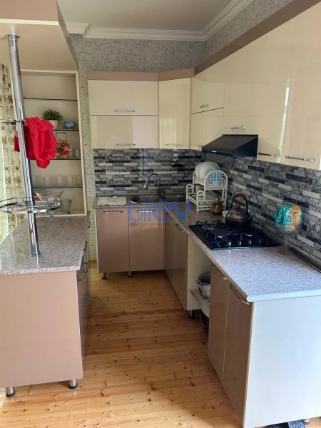 Satış 5 otaqlı Həyət evi  260m², Bakı