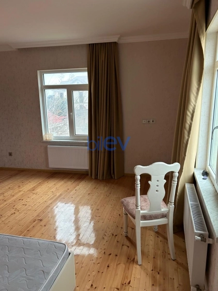 Satış 5 otaqlı Həyət evi  260m², Bakı