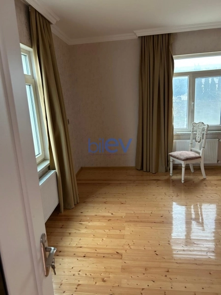 Satış 5 otaqlı Həyət evi  260m², Bakı