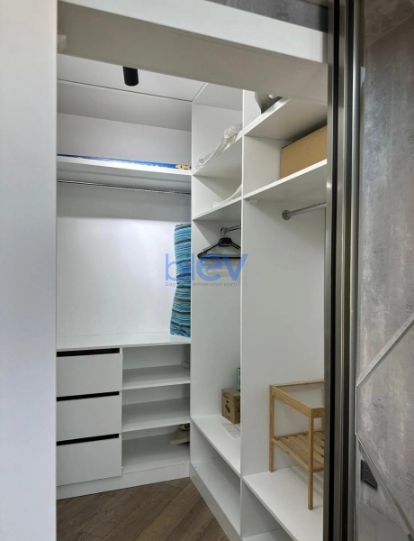 Aylıq Kirayə 2 otaqlı Yeni Tikili bina evi  80m², Bakı