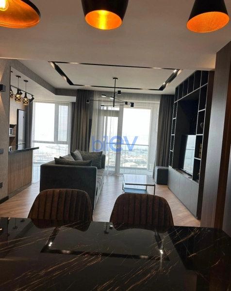 Aylıq Kirayə 2 otaqlı Yeni Tikili bina evi  80m², Bakı