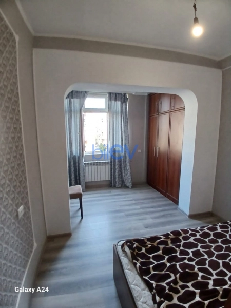 Satış 2 otaqlı Köhnə Tikili bina evi  45m², Bakı