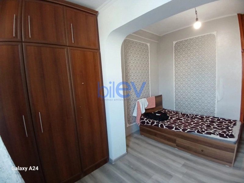 Satış 2 otaqlı Köhnə Tikili bina evi  45m², Bakı