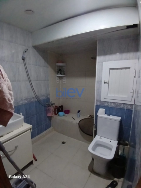 Satış 2 otaqlı Köhnə Tikili bina evi  45m², Bakı