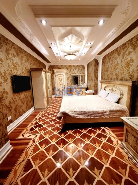 Satış 4 otaqlı Yeni Tikili bina evi  250m², Bakı
