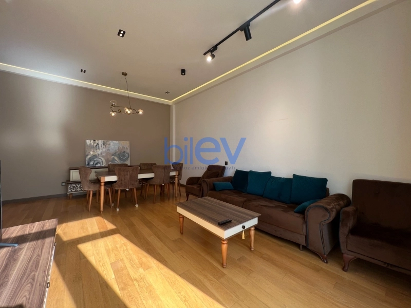 Aylıq Kirayə 2 otaqlı Yeni Tikili bina evi  90m², Bakı